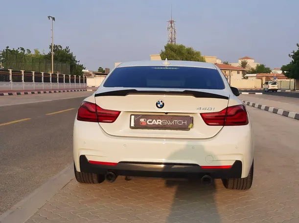 Car image 6