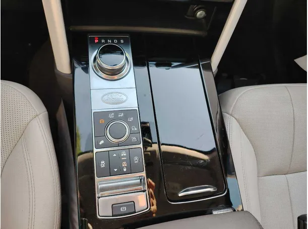 Car image 22