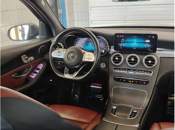 Car image 23