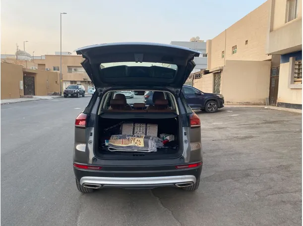 Car image 20