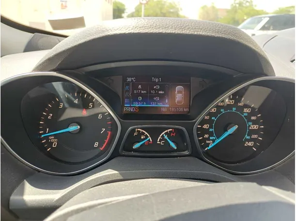 Car image 19