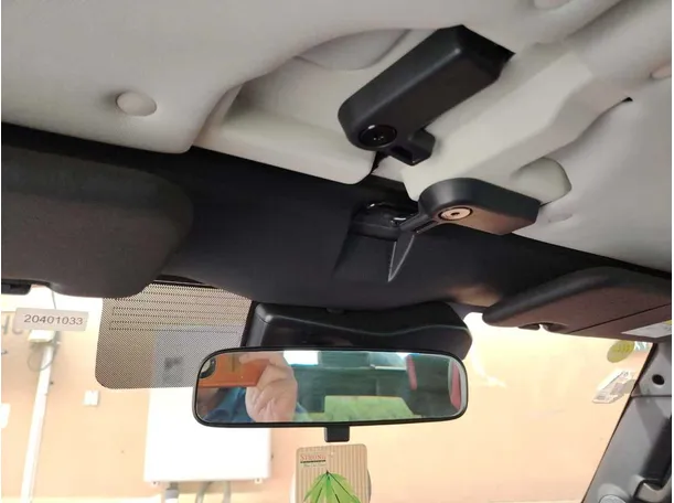 Car image 43