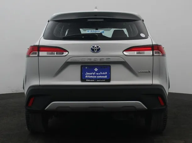 Car image 12