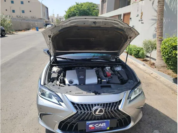 Car image 45
