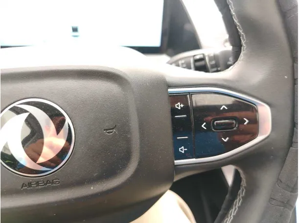 Car image 45
