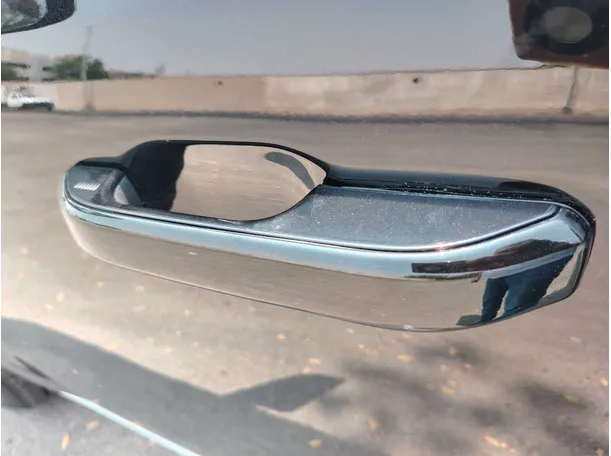 Car image 34