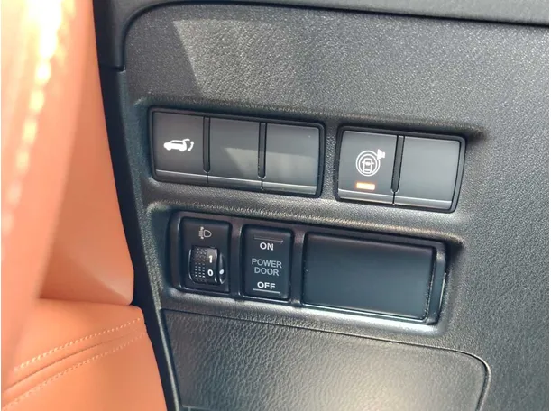 Car image 31
