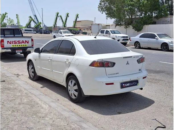 Car image 7