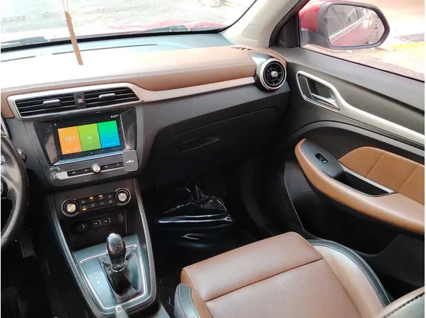 Car image 20