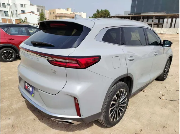 Car image 5