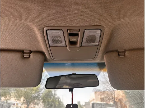 Car image 22