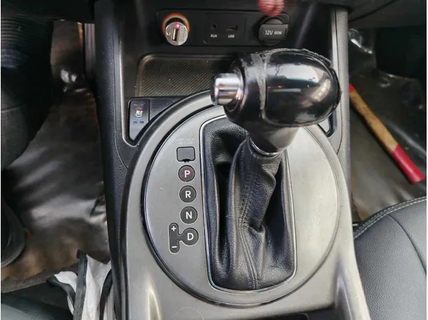 Car image 23