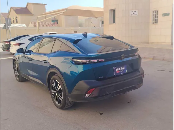 Car image 7