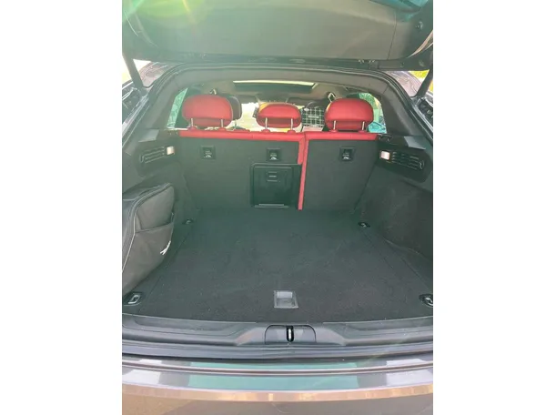 Car image 25