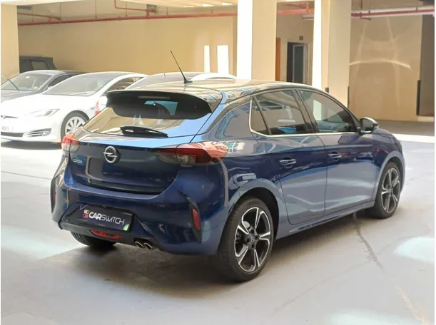 Car image 5