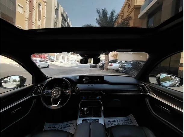 Car image 17