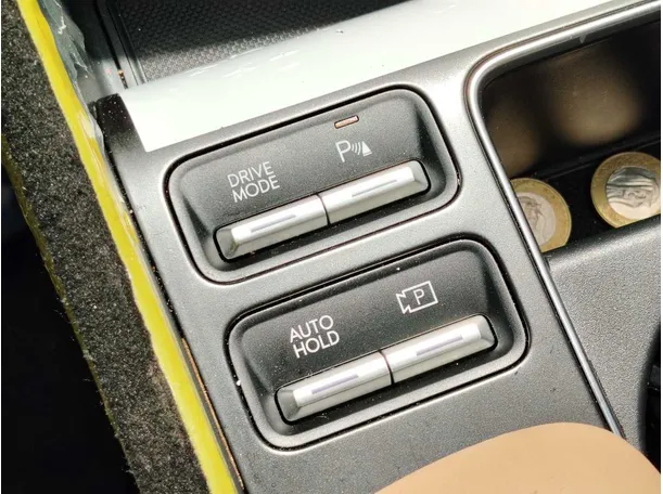 Car image 31