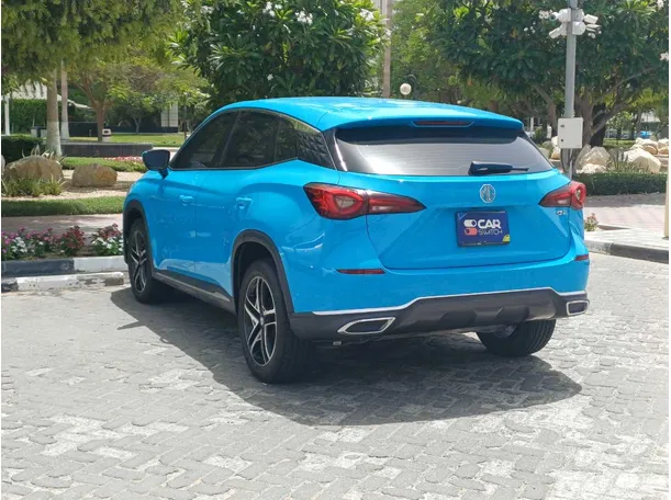 Car image 7