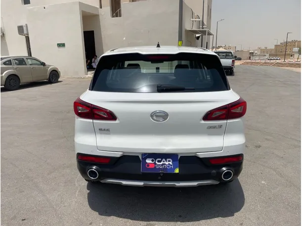Car image 6