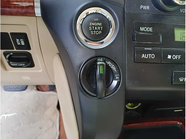 Car image 22
