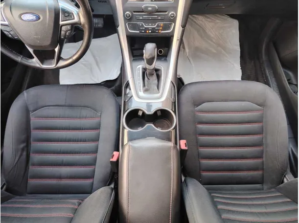 Car image 20