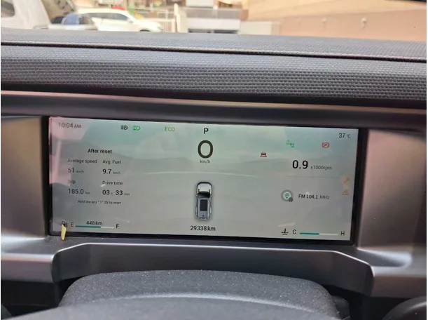 Car image 18