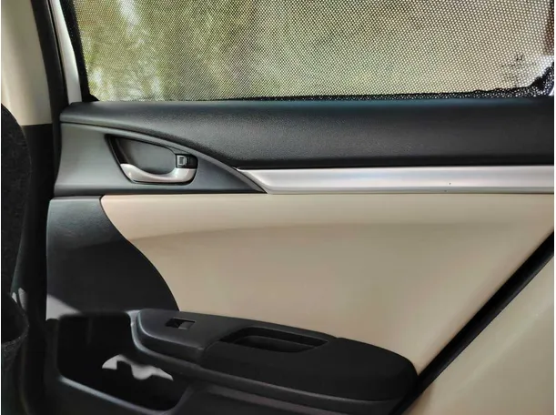 Car image 39