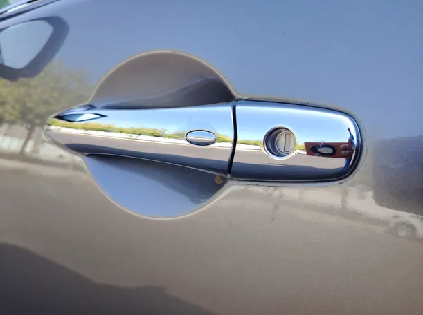 Car image 35