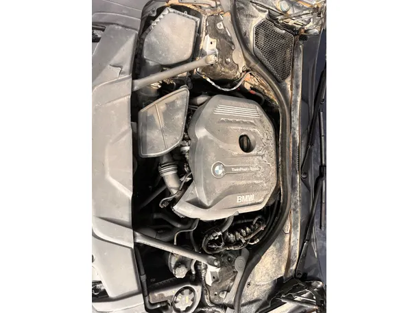 Car image 30