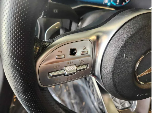 Car image 47