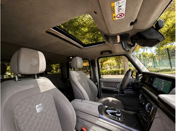 Car image 22