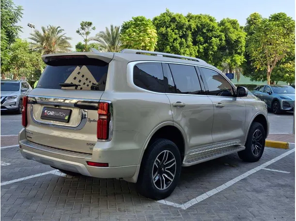 Car image 7