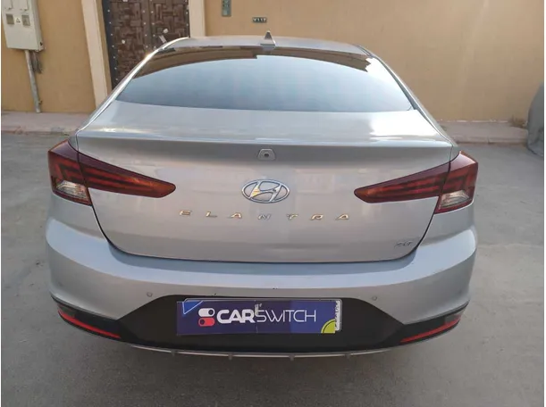 Car image 6