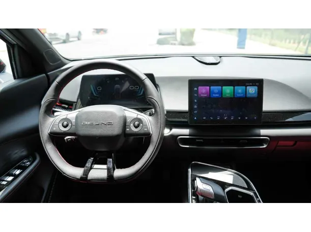 Car image 16