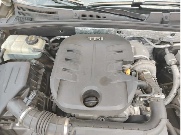 Car image 46