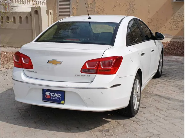 Car image 7