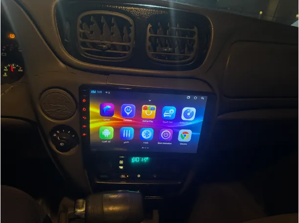 Car image 8