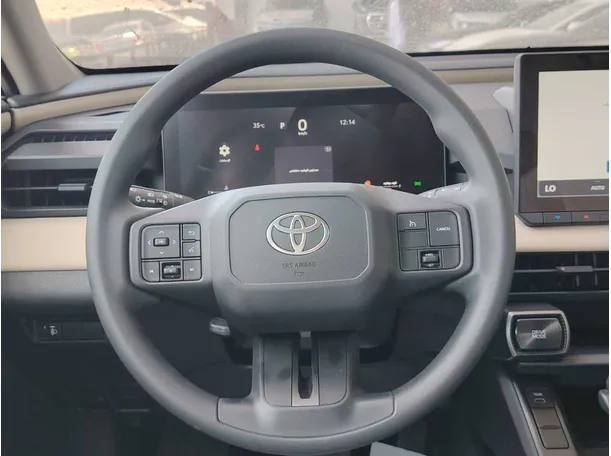 Car image 23