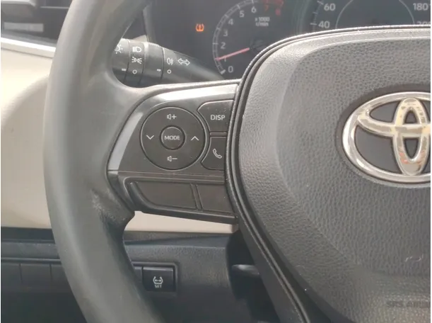 Car image 23