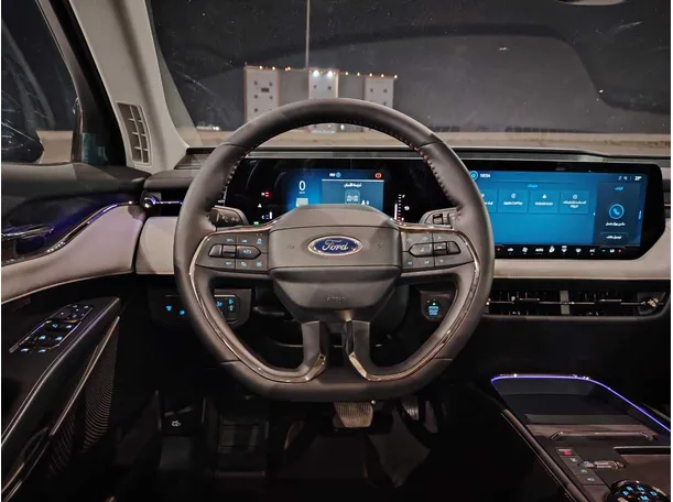 Car image 28