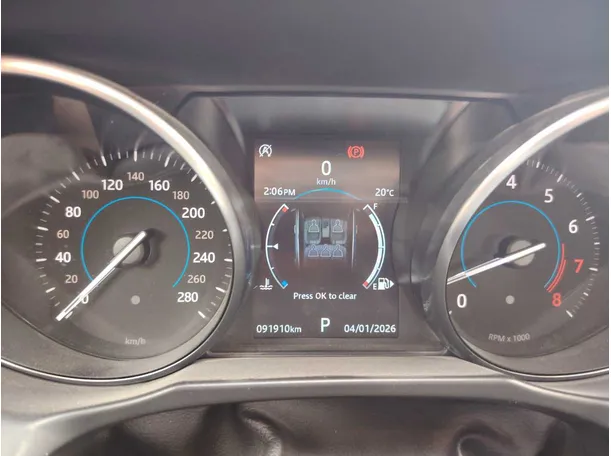 Car image 25
