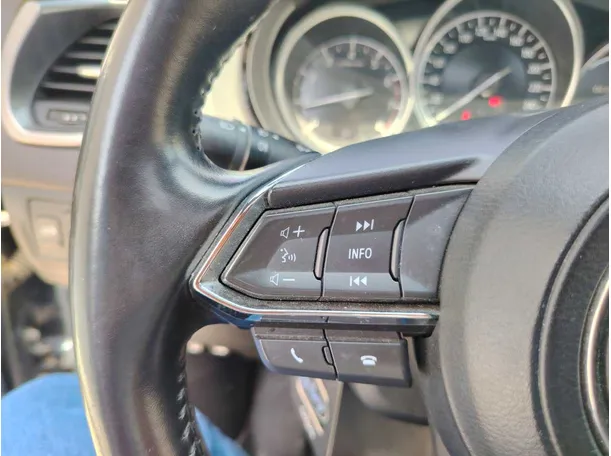 Car image 42