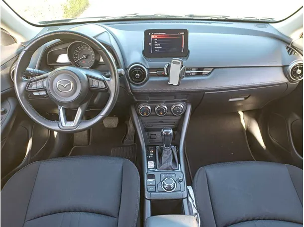 Car image 15