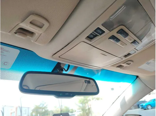 Car image 42