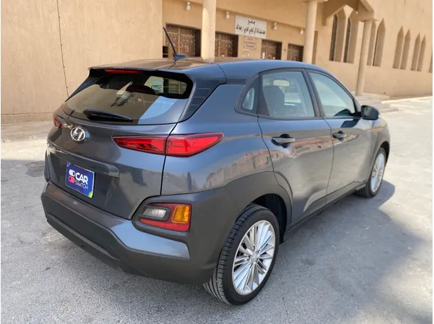 Car image 5