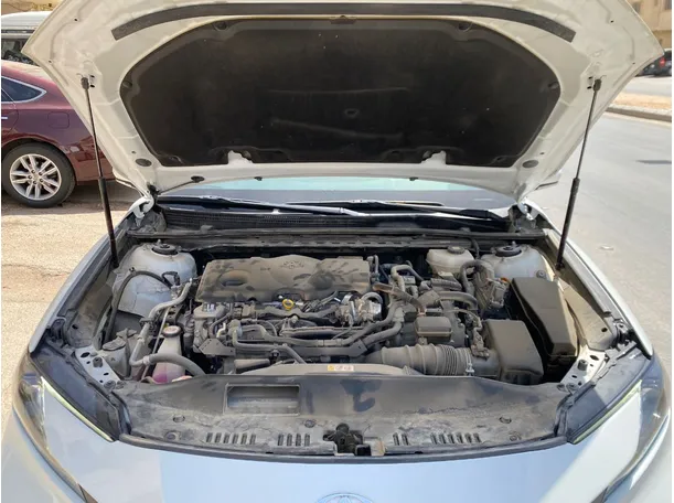 Car image 27