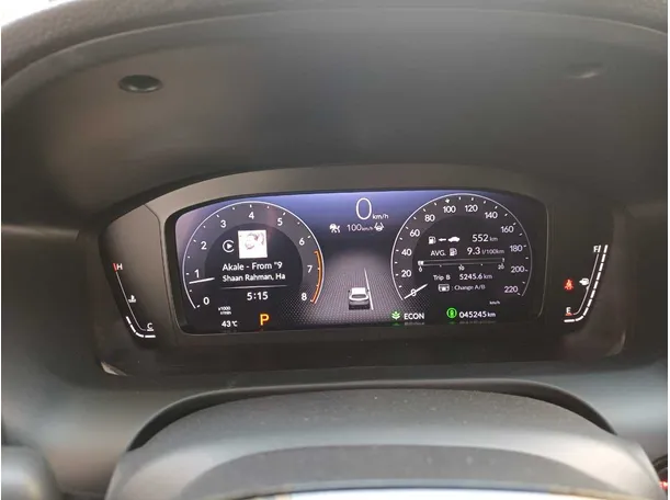 Car image 19