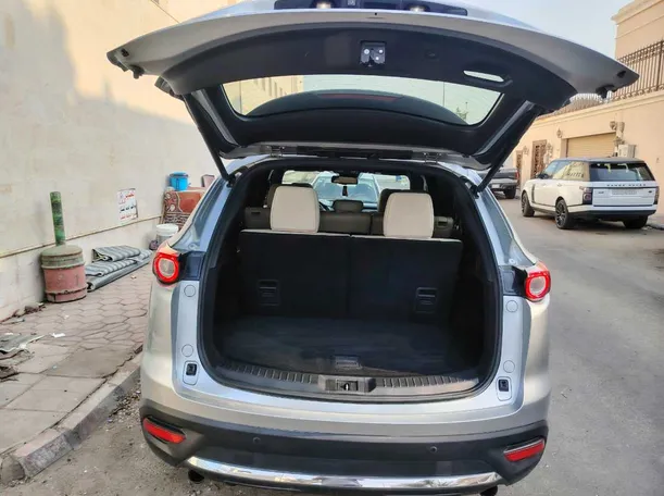 Car image 31