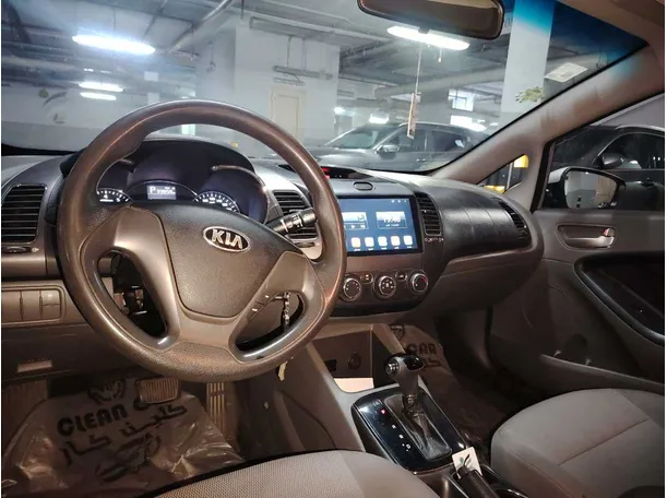 Car image 26
