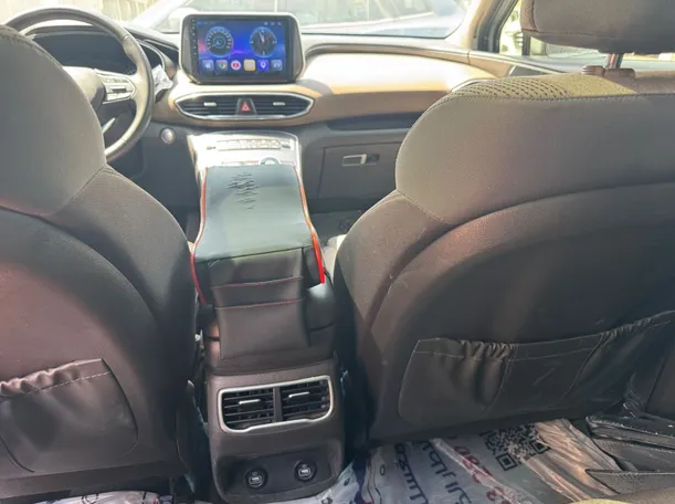 Car image 21